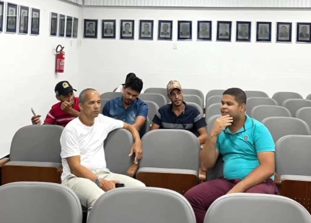 Camacã: Prefeito Paulo do Gás participa da entrega de certificados do curso de máquinas pesadas